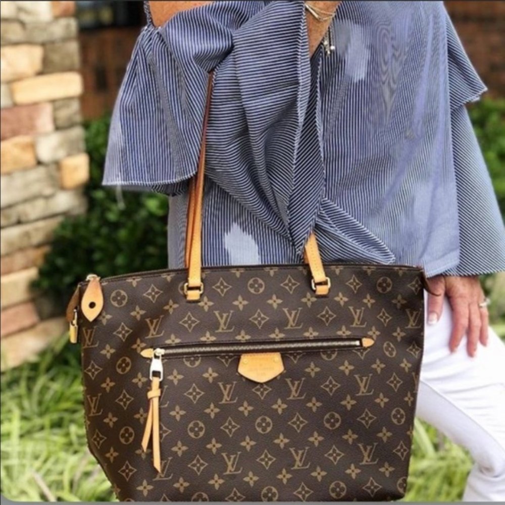🌺 ✨Authentic✨🌺Iena MM Shoulder Tote Bag - Picture 1 of 16